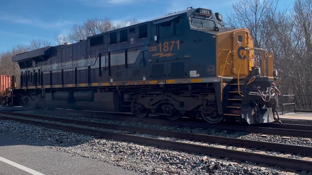 CSX Atlantic Coast Line Heritage Unit on Intermodal Train | Brunswick MD 2/24/2025