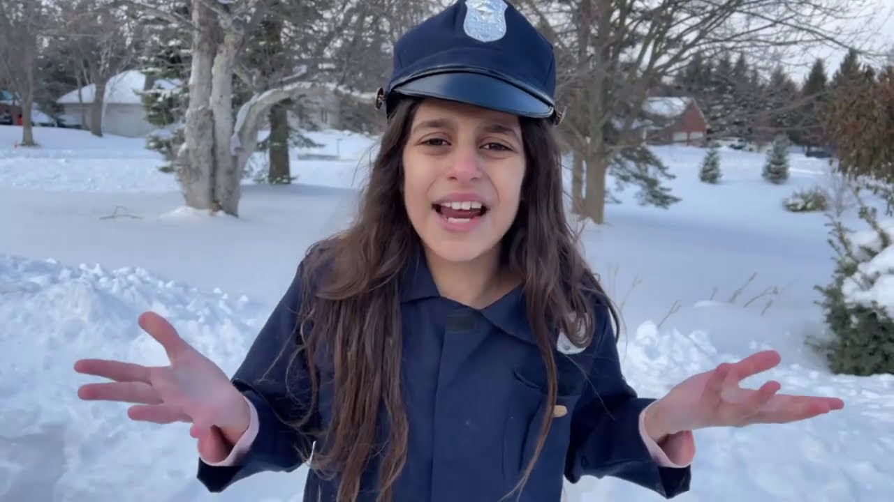 Deema and Sally Pretend Play Funny Police Chase adventure stories
