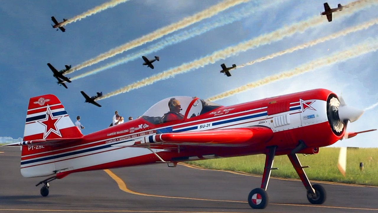Decolagem e Voo de 9 Avi&otilde;es de Acrobacia - It&aacute;polis Air Show - Avi&atilde;o Decolando - V&iacute;deo de Avi&atilde;o