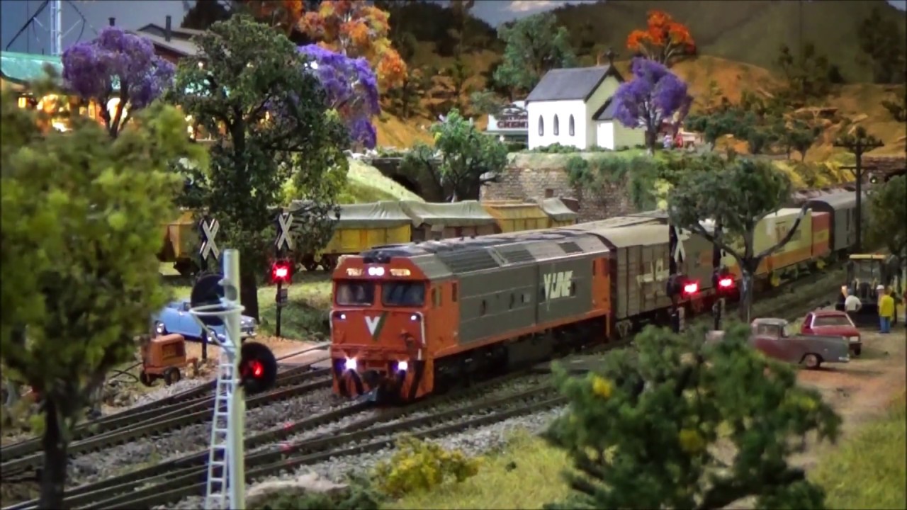 AUSTRAINS G CLASS WITH DCC SOUND