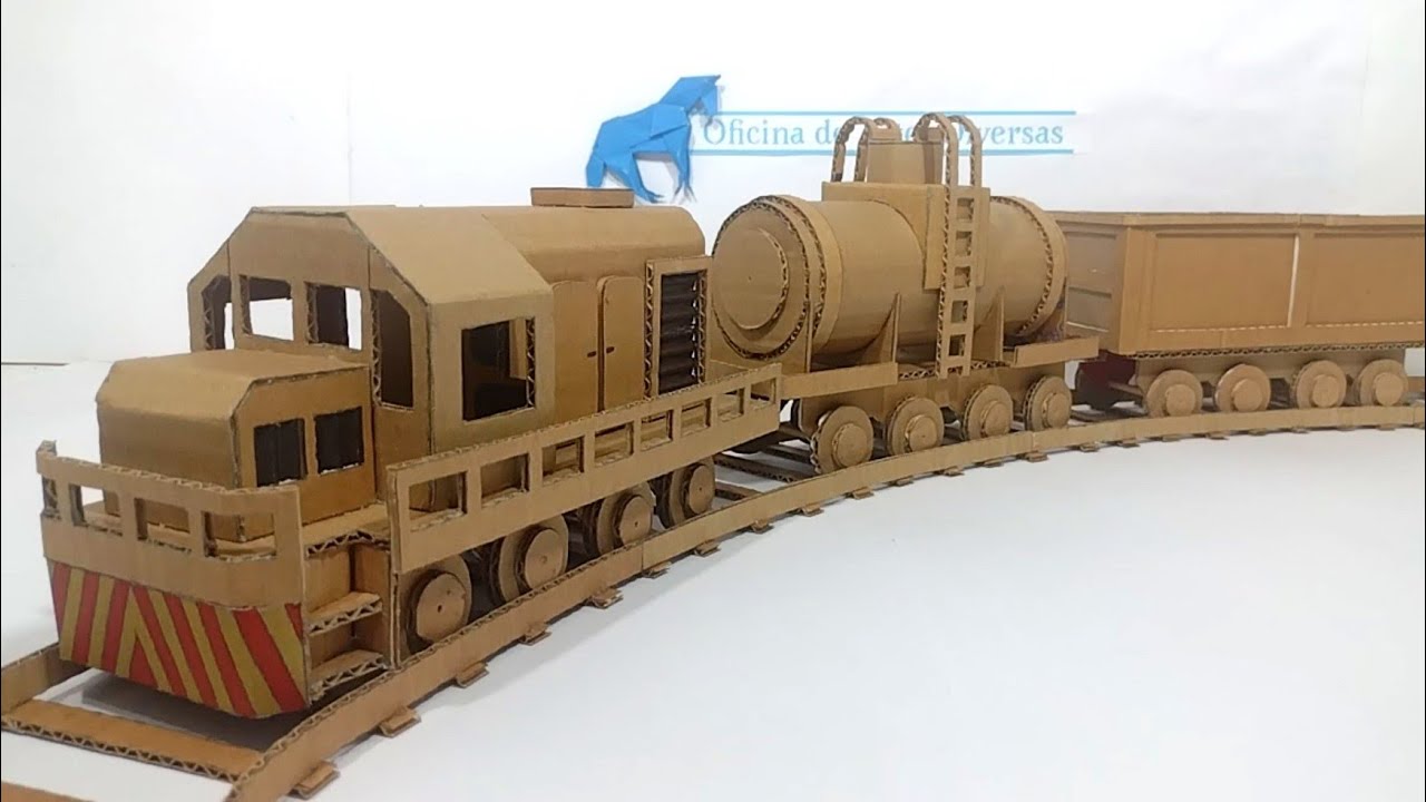 como fazer uma locomotiva de papelão