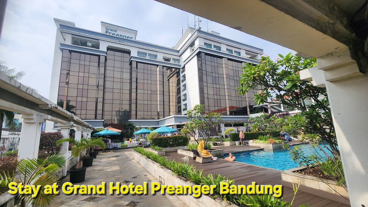Menginap di Grand Hotel Preanger Bandung