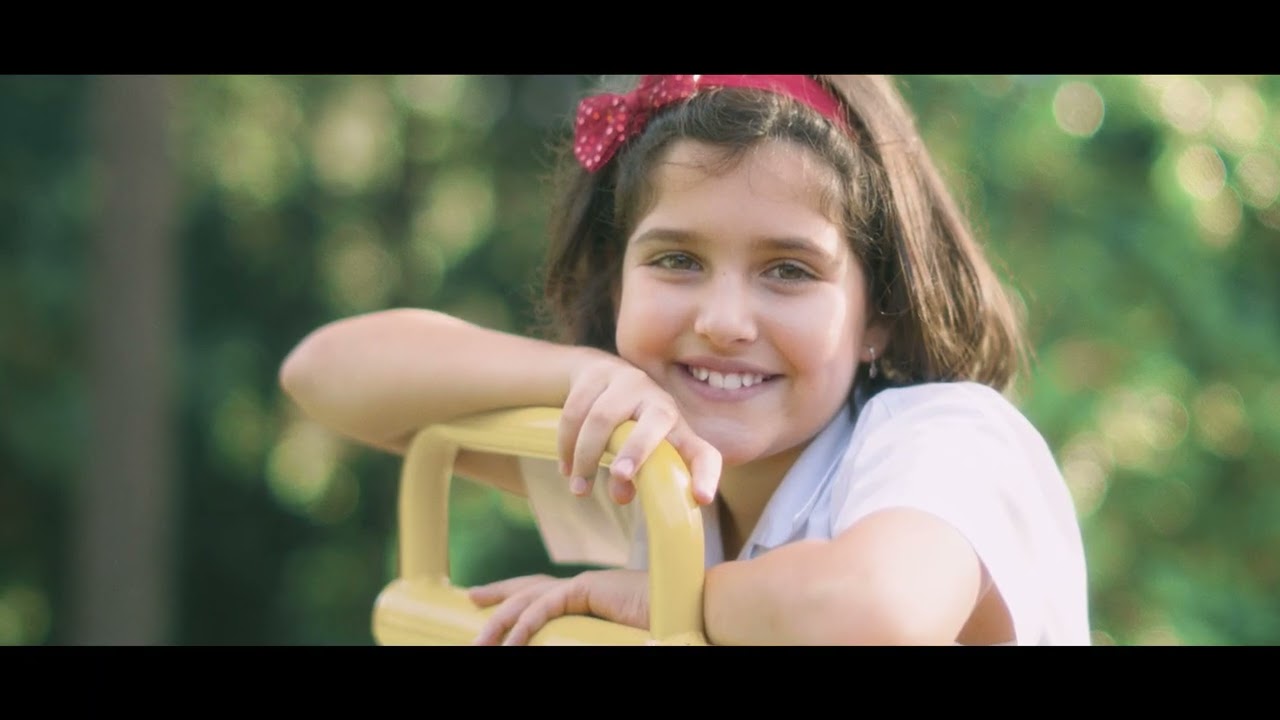 Colegio Pinares - Elige el mundo que sueñas.