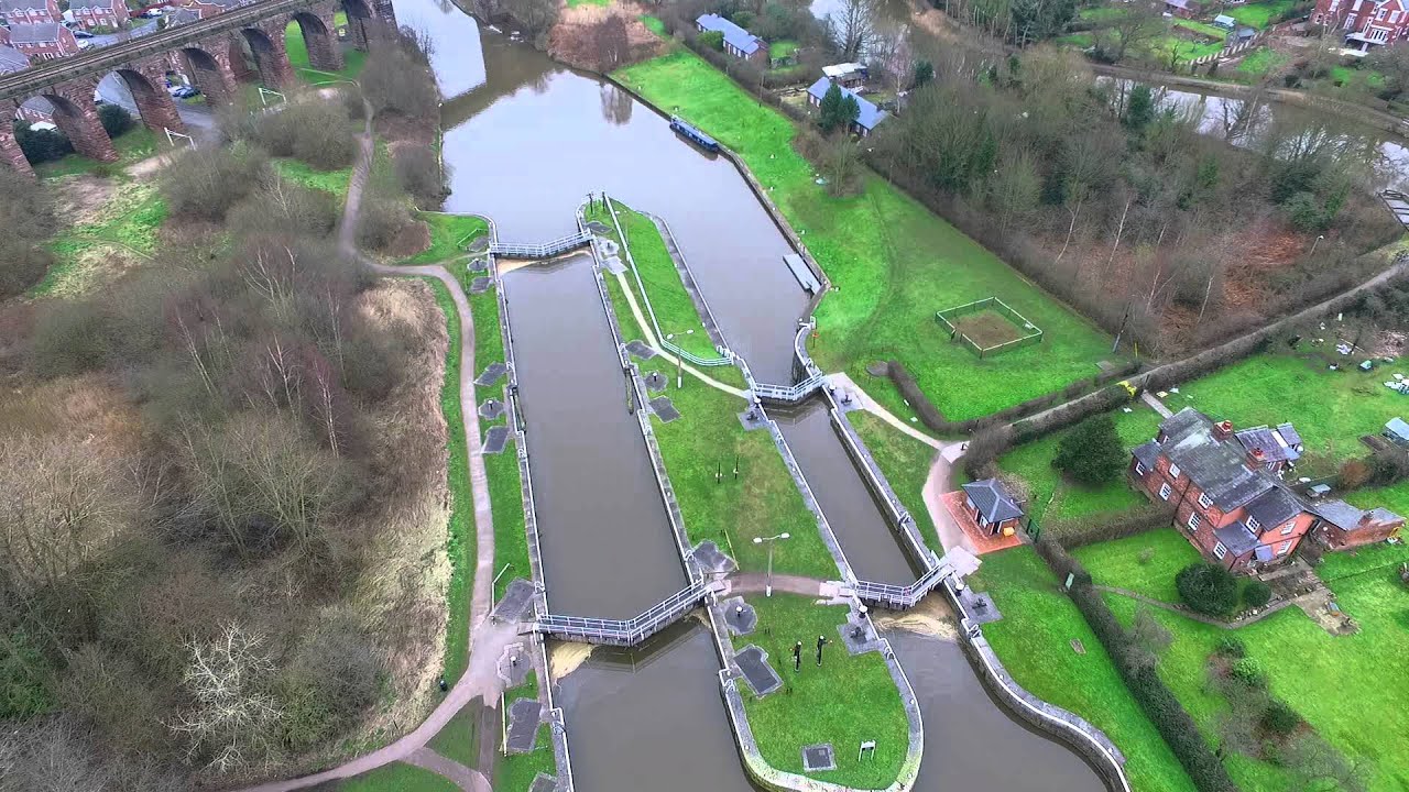 NORTHWICH CHESHIRE - HUNTS LOCK - (FULL FLIGHT UNEDITED)