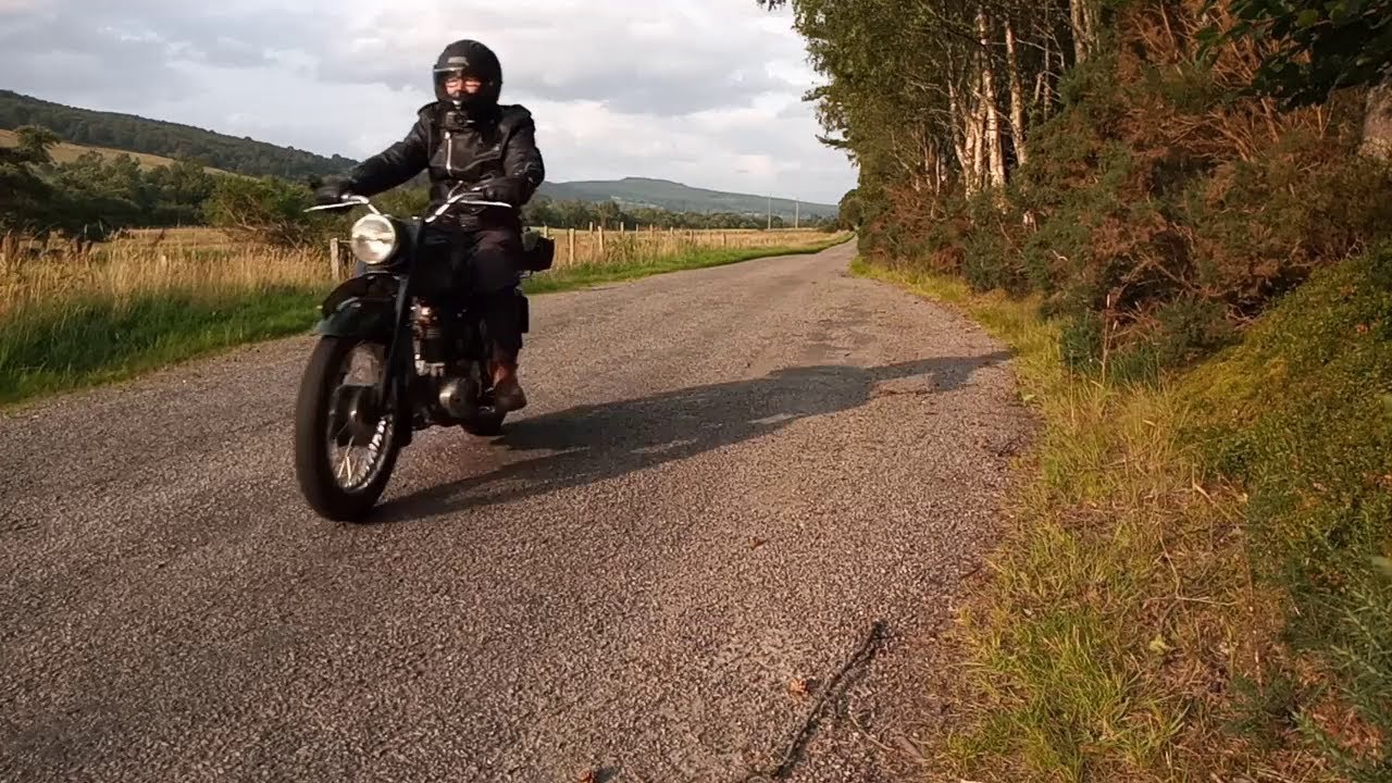 BSA C15 — Чай у моря