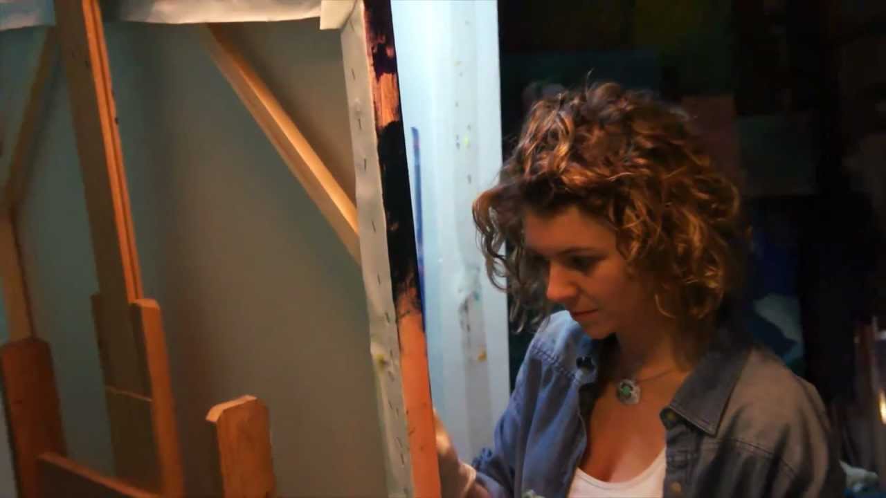 Iris Scott Fingerpainting -- Dog Shaking (Music by Takenobu)