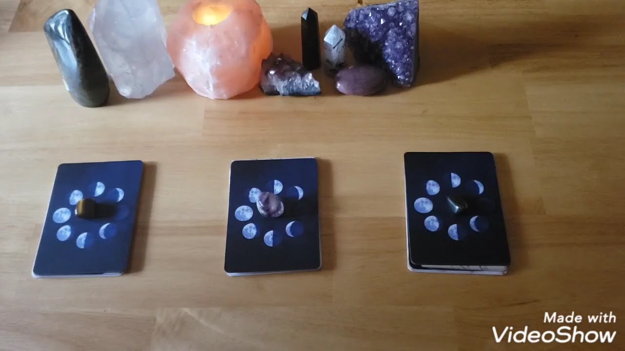 Pick A Card: Who's Coming Towards You In Love? 💌