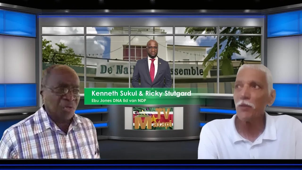 Kenneth SukulL en Ricky Stutgard in gesprek  met Ebu Jones DNA lid van de NDP