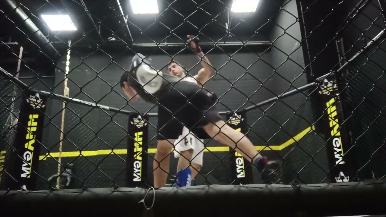 ​Old School Boks: 6 Dakikalık Sert Antrenman Maçı #boxing #sparring #sports 