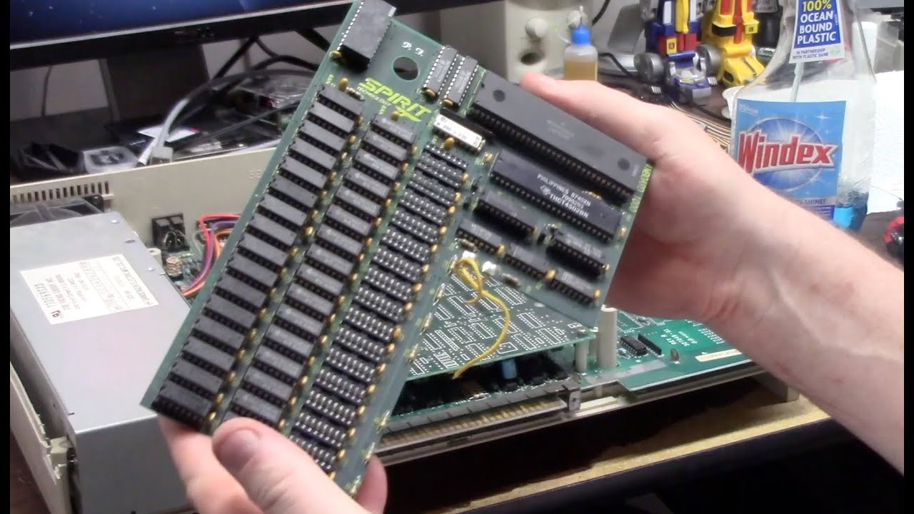 Спасательная очистка и оценка Amiga 1000