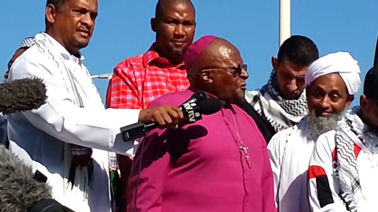 Archbishop Desmond Tutu addresses Palestine rally