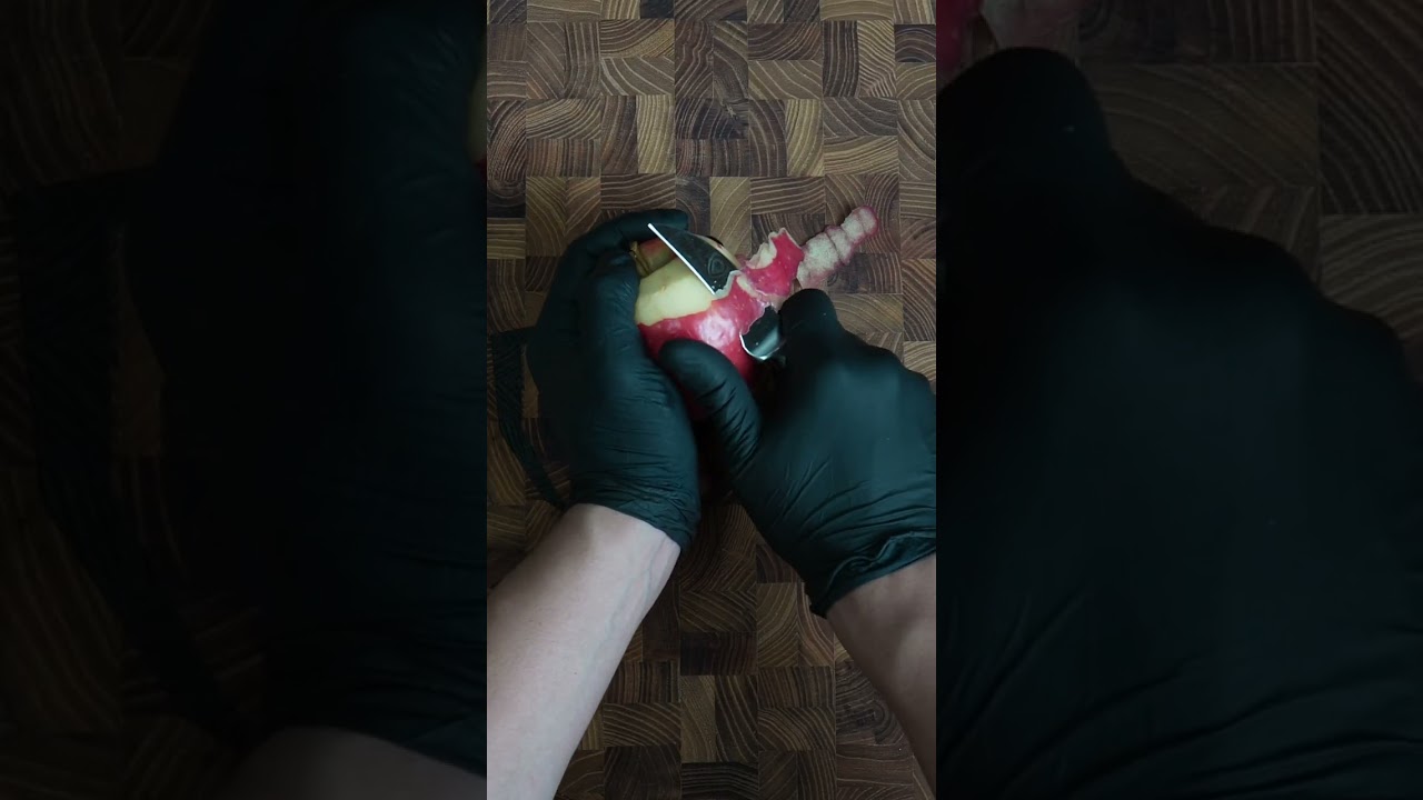 What is a Bird's Beak Paring Knife? (How to use a Bird's Beak Paring Knife)