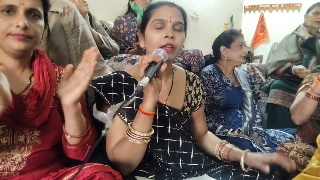 श्याम जी का धमाकेदार भजन #viral video # by सरिता मिश्रा , नीलम मिश्रा और कीर्तन मंडली 🙏🙏