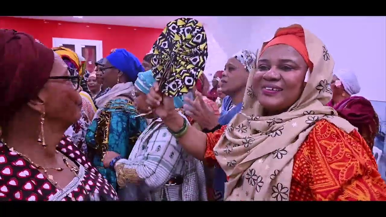 Samra Daouda MERCI MAMAN MERCI PAPA By Dj Petit Fakira