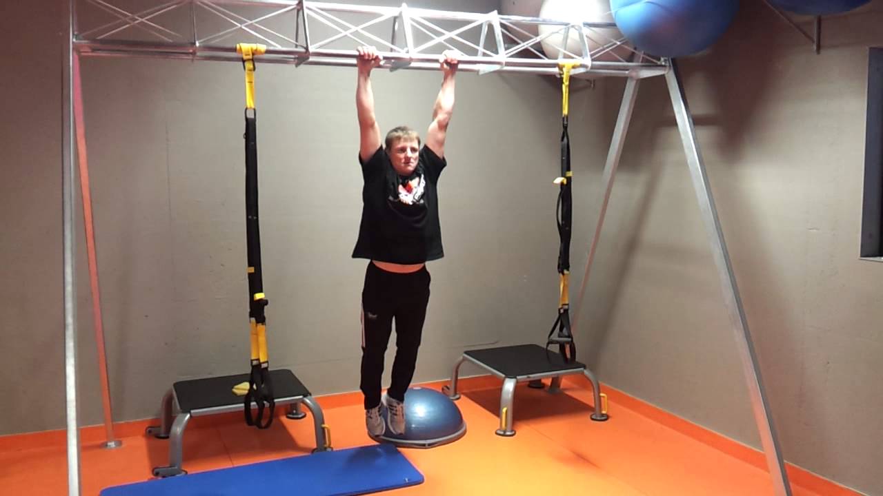 Core exercise with Petr &Scaron;vehla