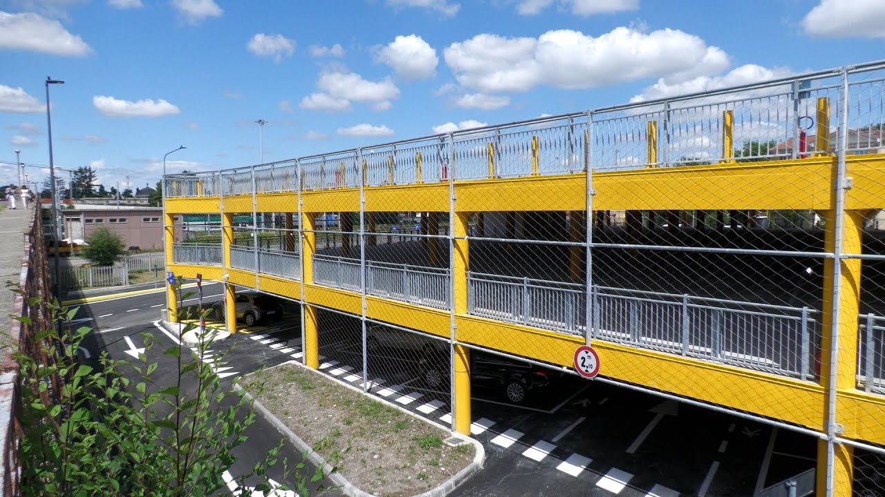 Cremona: primo giorno di apertura per il nuovo parcheggio multipiano di via Dante