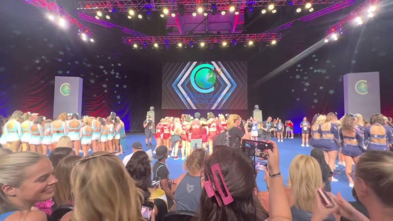 Small Senior Awards 2023 Worlds