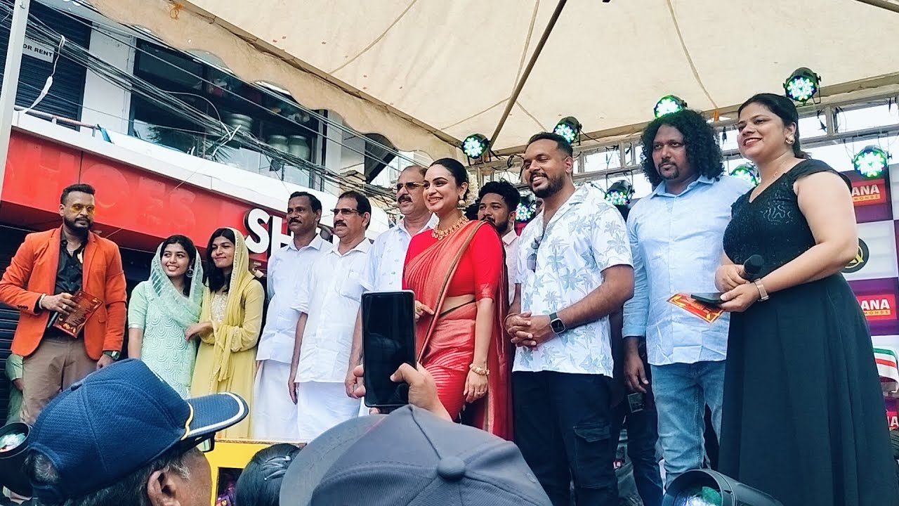 തൻ്റെ ടീച്ചർമാരെ സ്റ്റേജിൽ വിളിച്ചു പരിചയപെടുത്തി  Karthik Surya | Lakshmi Nakshathra | Inaugration