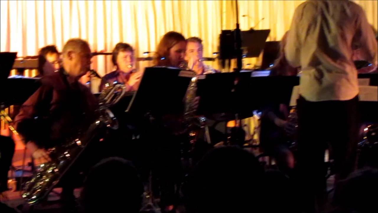 Chattanooga Choo Choo door Sophie's Big Band
