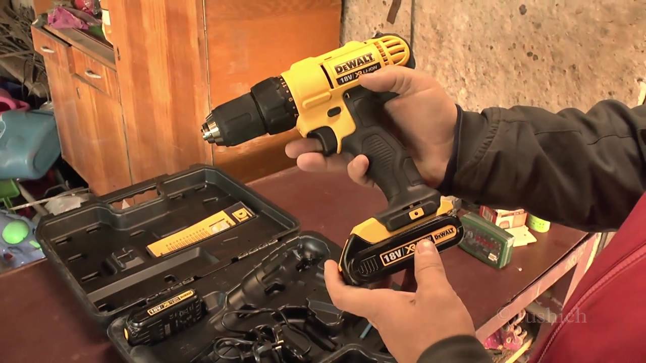 DeWALT DCD 771
