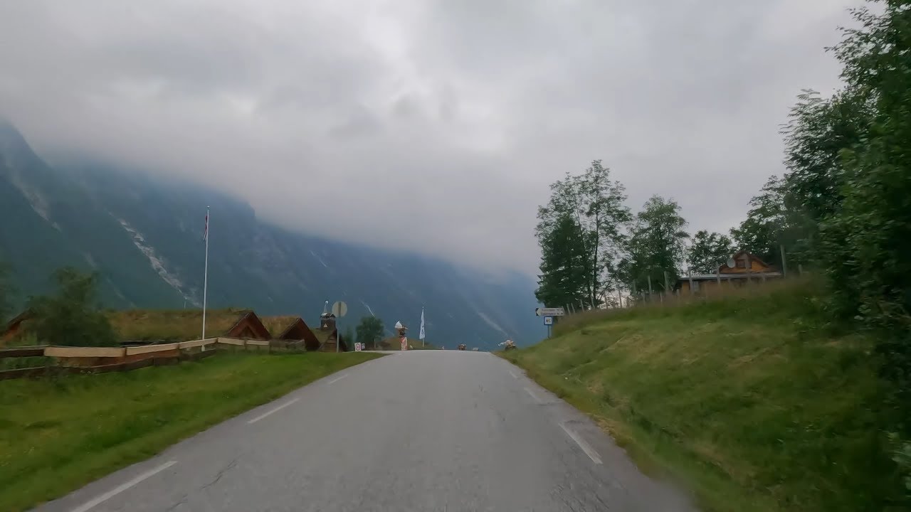 Norway. Gerainger -Trollstigen Camping and Gjesteg&aring;rd.(The quality of roads in Europe. Part 44/10).