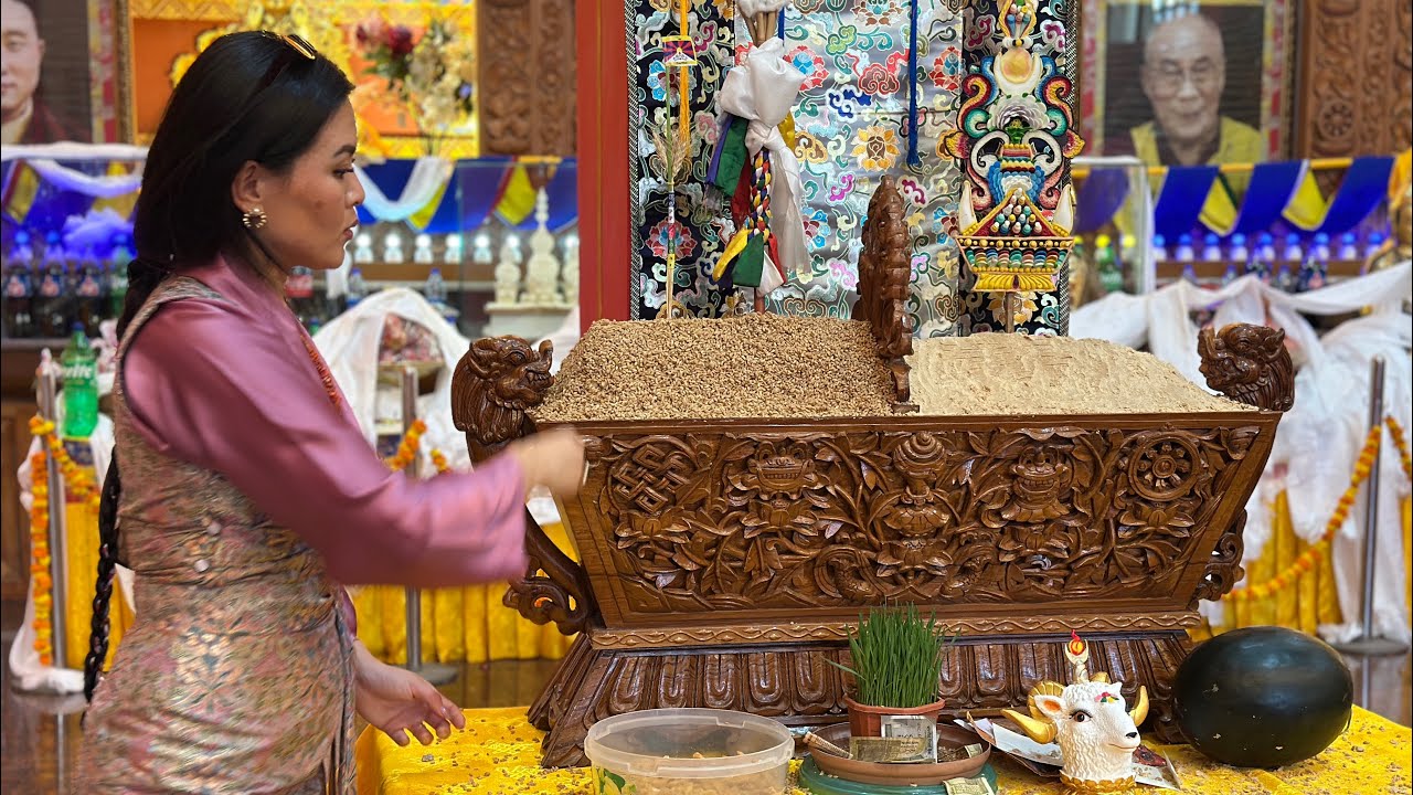 ལོ་གསར་ལ་བཀྲ་ཤིས་བདེ་ལེགས། Happy losar 2025