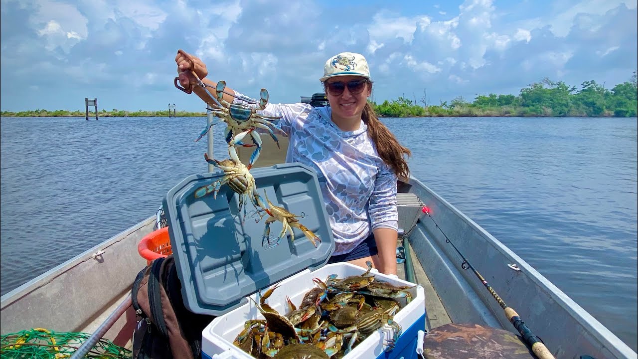 The Crabbing is on FIRE! 100 Louisiana Blue Crabs (Catch and Cook)
