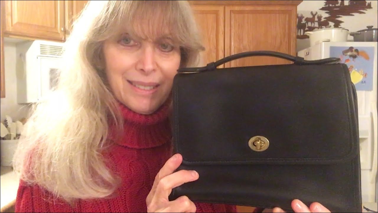VINTAGE COACH COURT BAG & MY Bag Of The Day: COACH OUTLET BASQUIAT DEMPSEY CARRYALL 23 Bag Hound 🐾