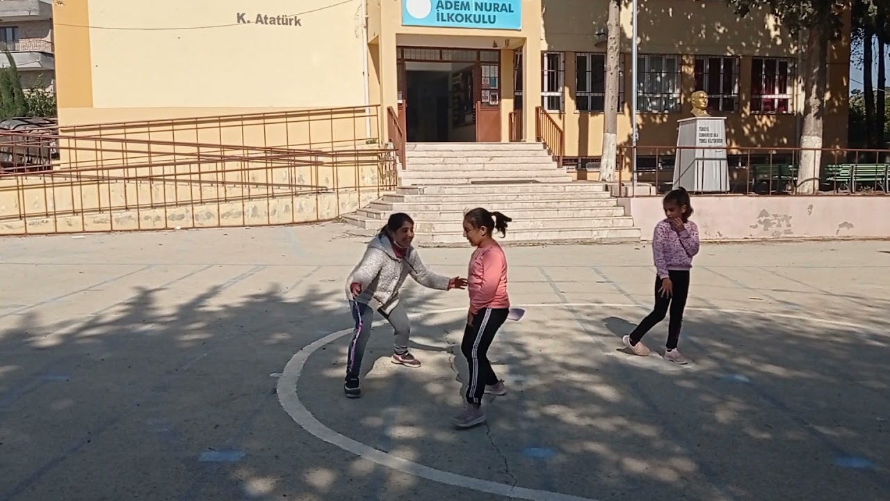 KURALLI MENDİL KAPMACA