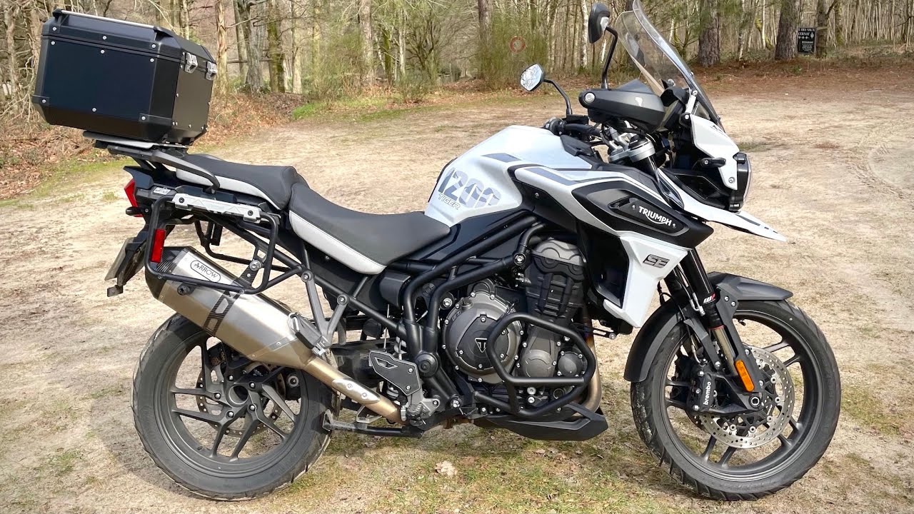 Essai Triumph Tiger 1200 Alpine - Trop de poids sur les épaules ?