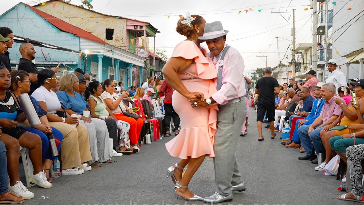 Bailando Bolero en El Son de Antonio Keka | La Republica Dominicana