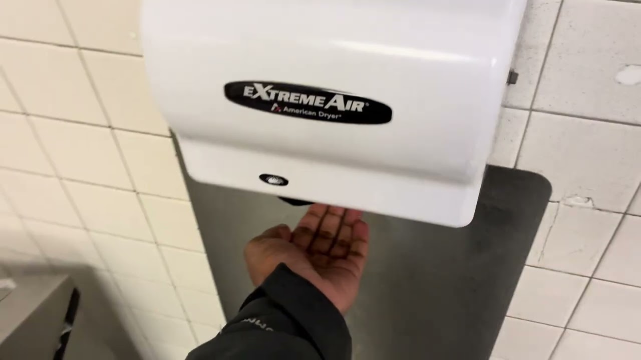 American Dryer eXtreme Air @ Stop & Shop, Brookside Center, Bridgeport, CT