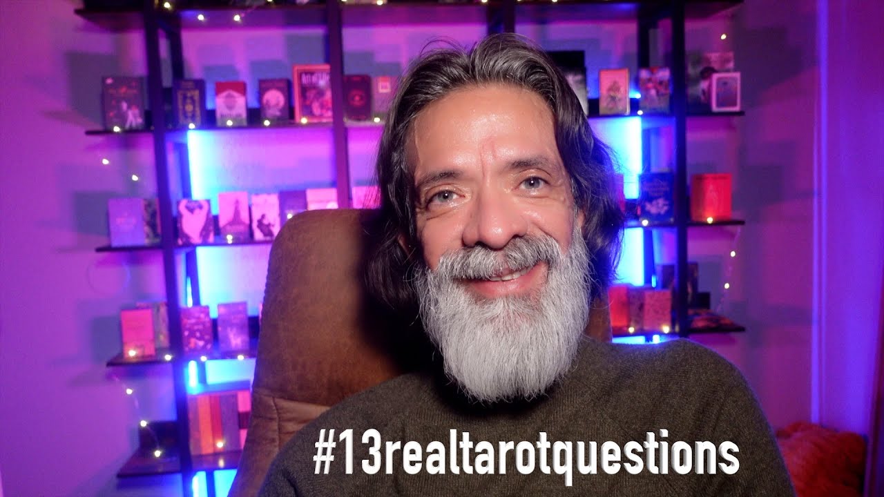 Hashtag Saturday: #13realtarotquestions a VR @MaryGraceFahrun