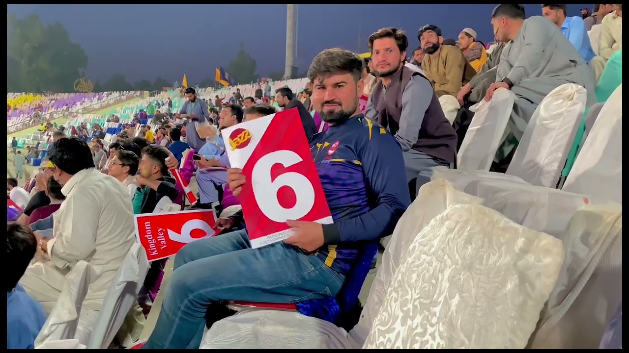 PSL Vlog | Quetta Gladiators vs Peshawar zalmi | PSL8 | Babar Azam and Roy Century #psl8 #qgvpz