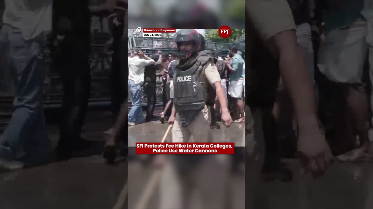 Students Federation of India (SFI) Protests Fee Hike in Kerala Colleges, Police Use Water Cannons