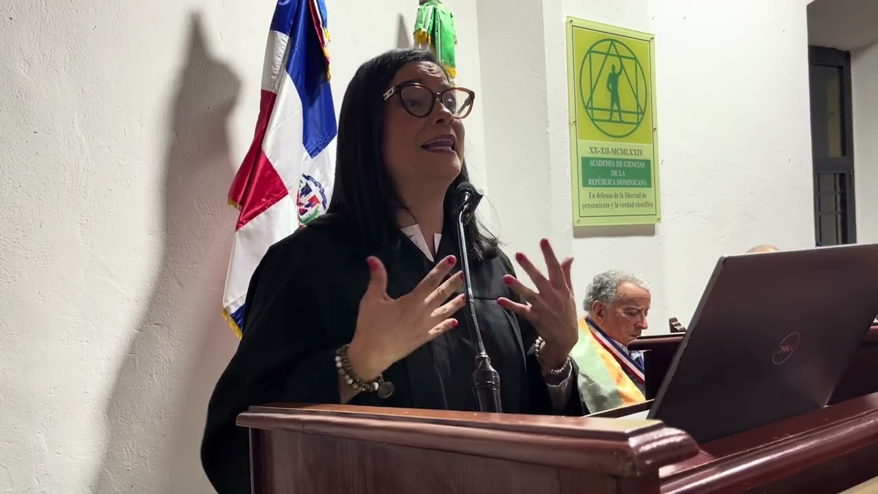 Acto de investidura de la Dra. Vilma R. Gerardo Weisz, como Miembro de Número 