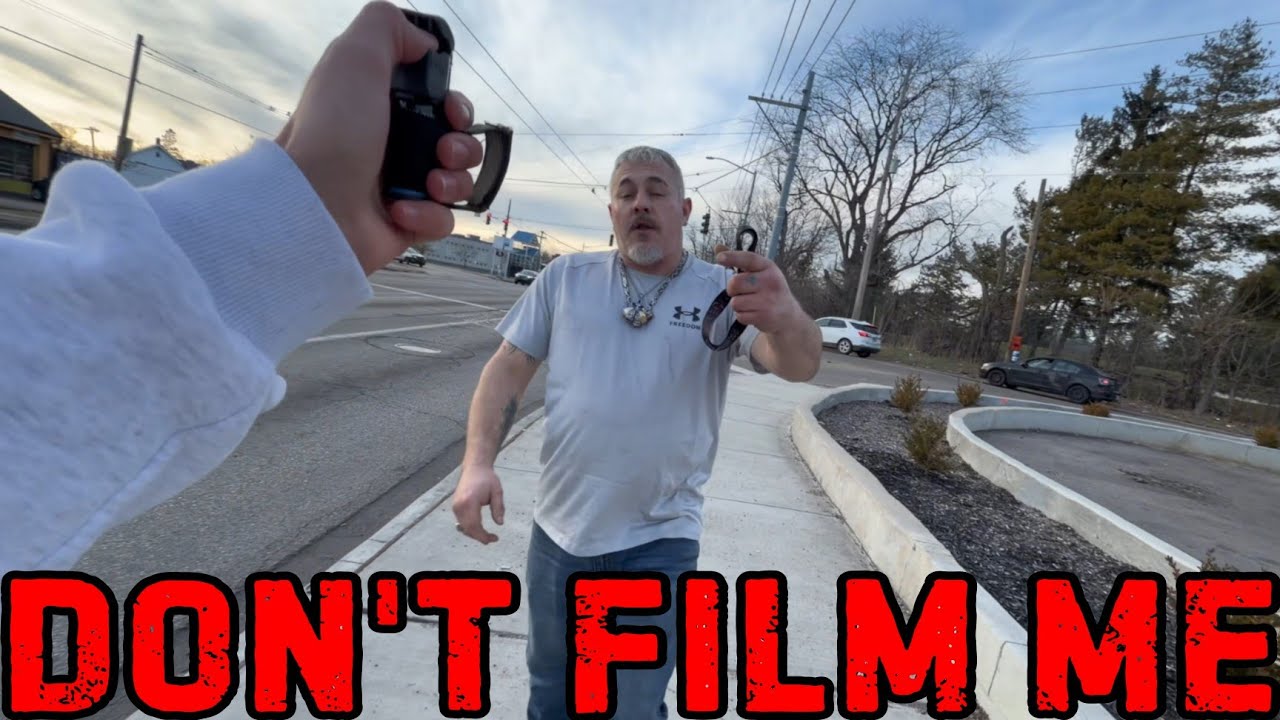 FAKE TOUGH KAREN FAILED TO INTIMIDATE THE AUDITOR | First Amendment Audit