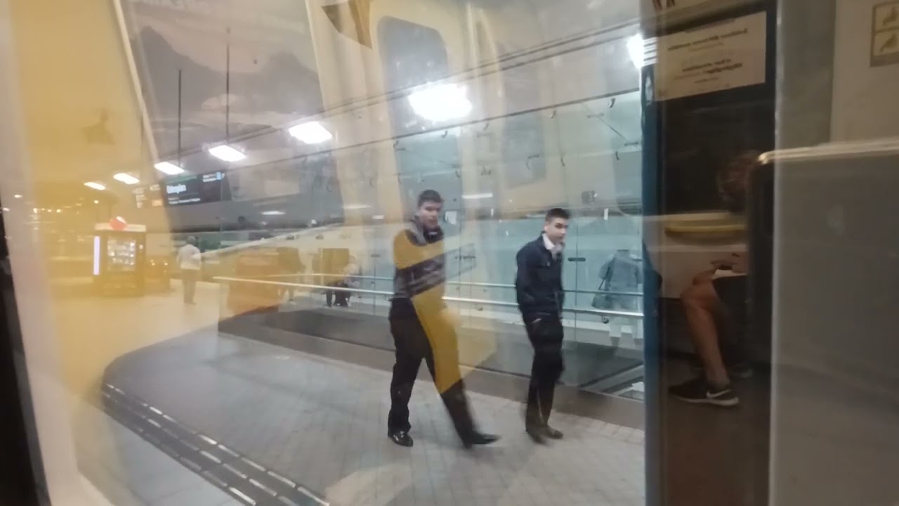 Tunnelbanan Från Alvik Till Högdalen