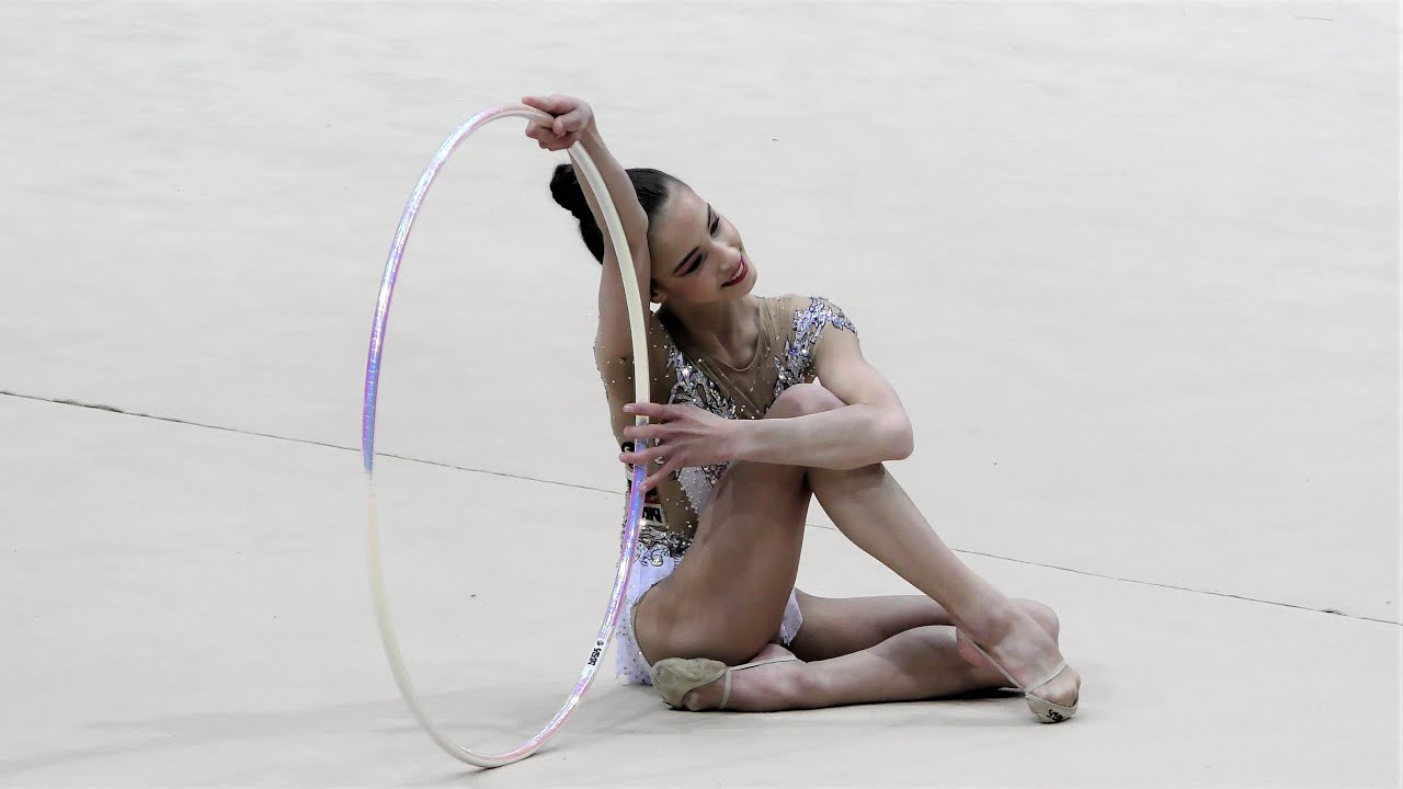 Gimnastyka artystyczna: Gdynia Rhythmic Stars 2022 - Finał obręcz (juniorki)