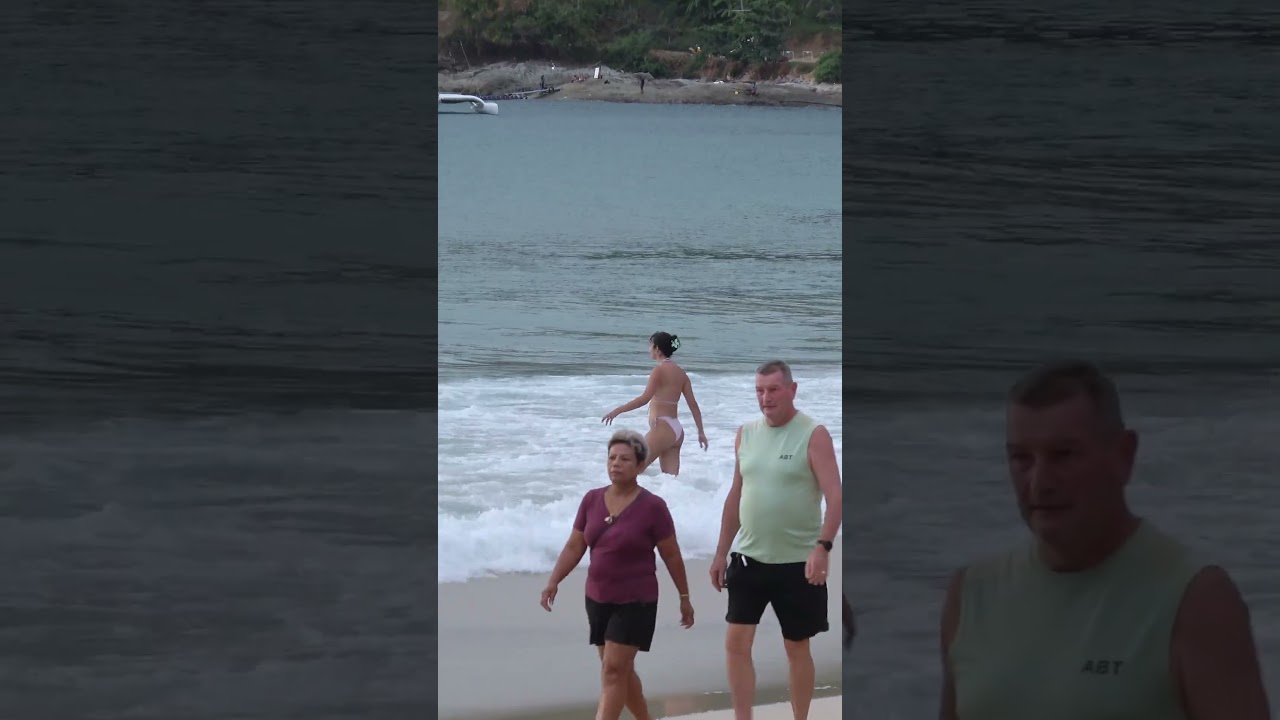 Phuket - Nai Harn Beach - Thailand