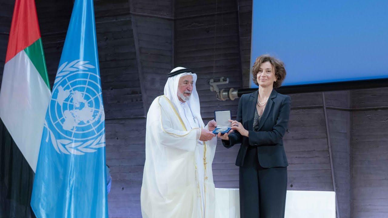 صاحب السمو حاكم الشارقة يُكرّم من اليونسكو بمناسبة إنجاز المعجم التاريخي للغة العربية