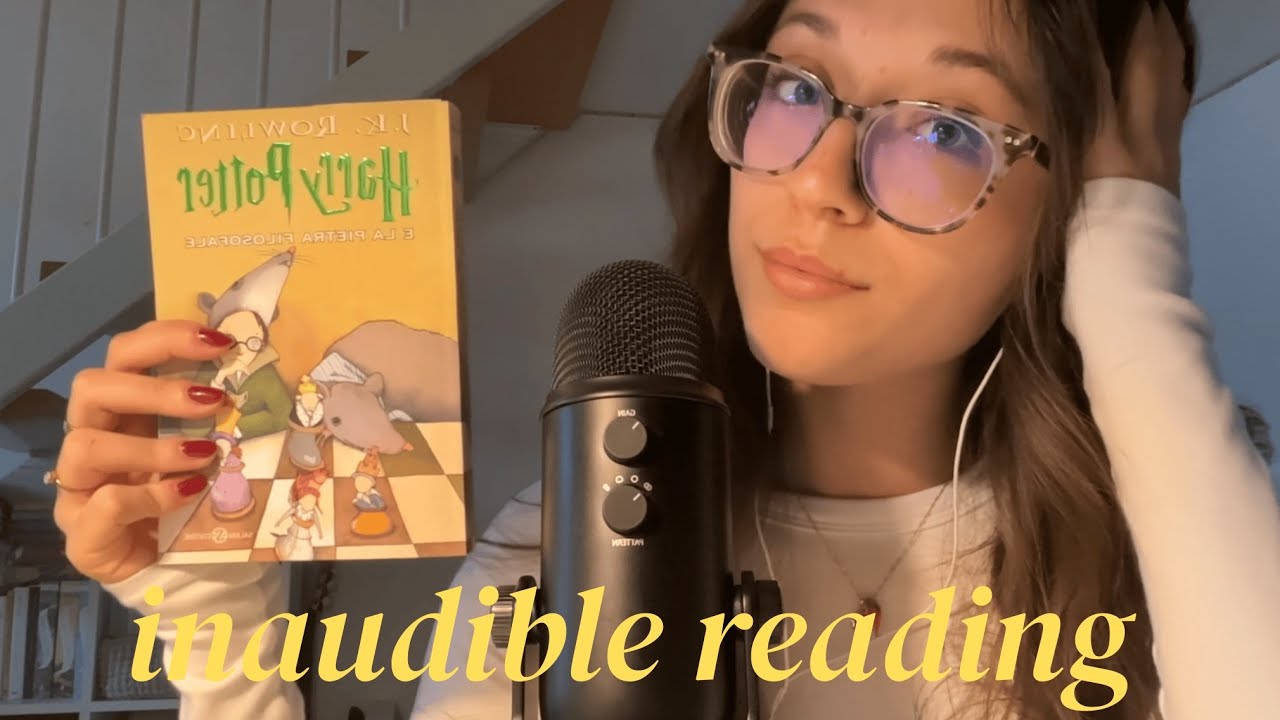 ASMR inaudible reading - io leggo e tu dormi 😴😴📖