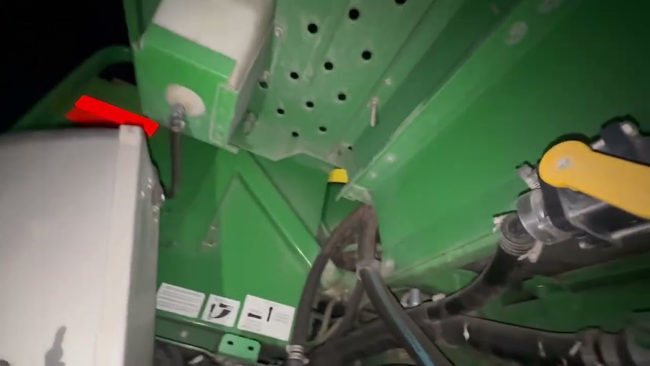 John Deere 4830 высокий клиренс 