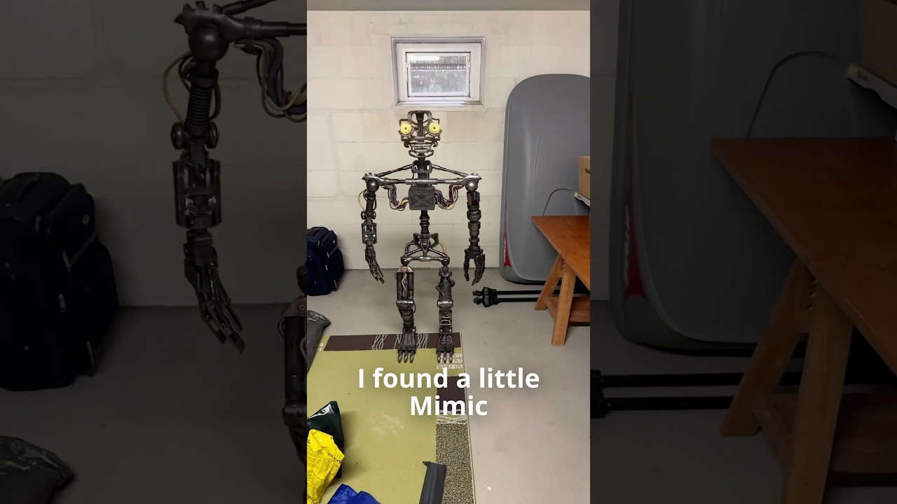 He&rsquo;s got more than legs now 🥀 | FNaF Meme Animation