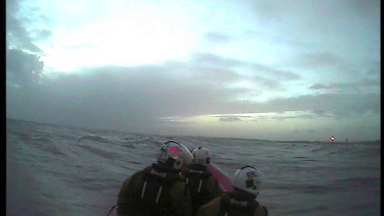 Two Shouts for Littlehampton RNLI - 27 December 2013