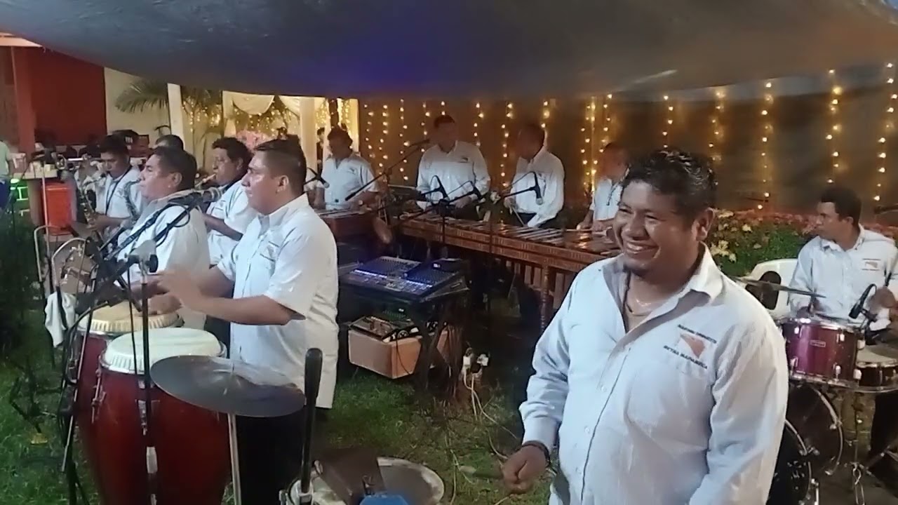 Marimba orquesta reyna mapaneca 