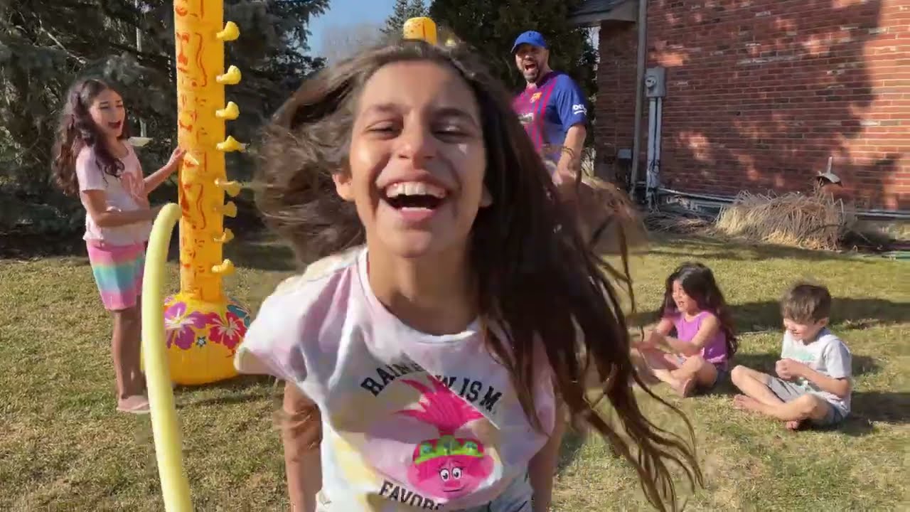 Inflatable Limbo Challenge with Deema and Sally!! family fun game
