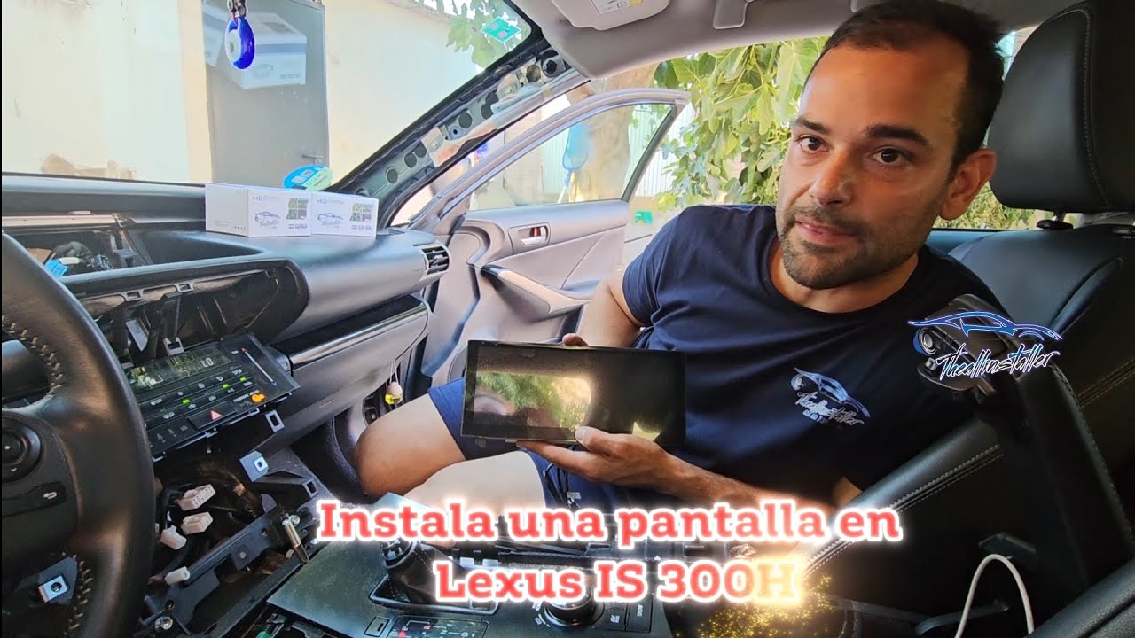 Pantalla en Lexus IS 300H