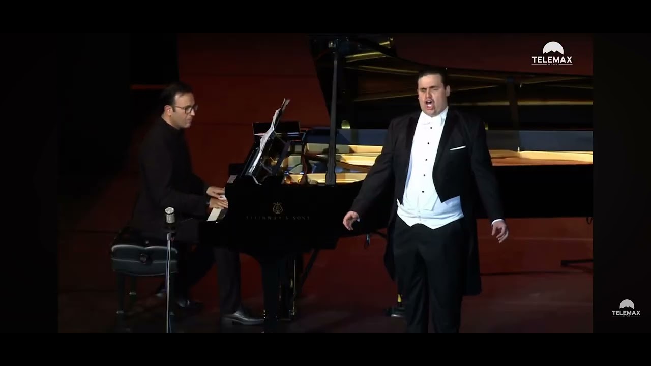 ￼ tombe degli avi miei: Carlos Alberto Velazquez & rolando Garza.
