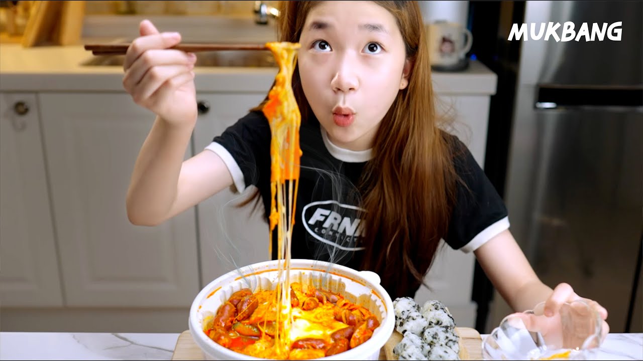 소세지만 5번 추가한 엽기소세지 먹방ㅋㅋ Yeopgi tteokbokki & Noodles EATING MUKBANG